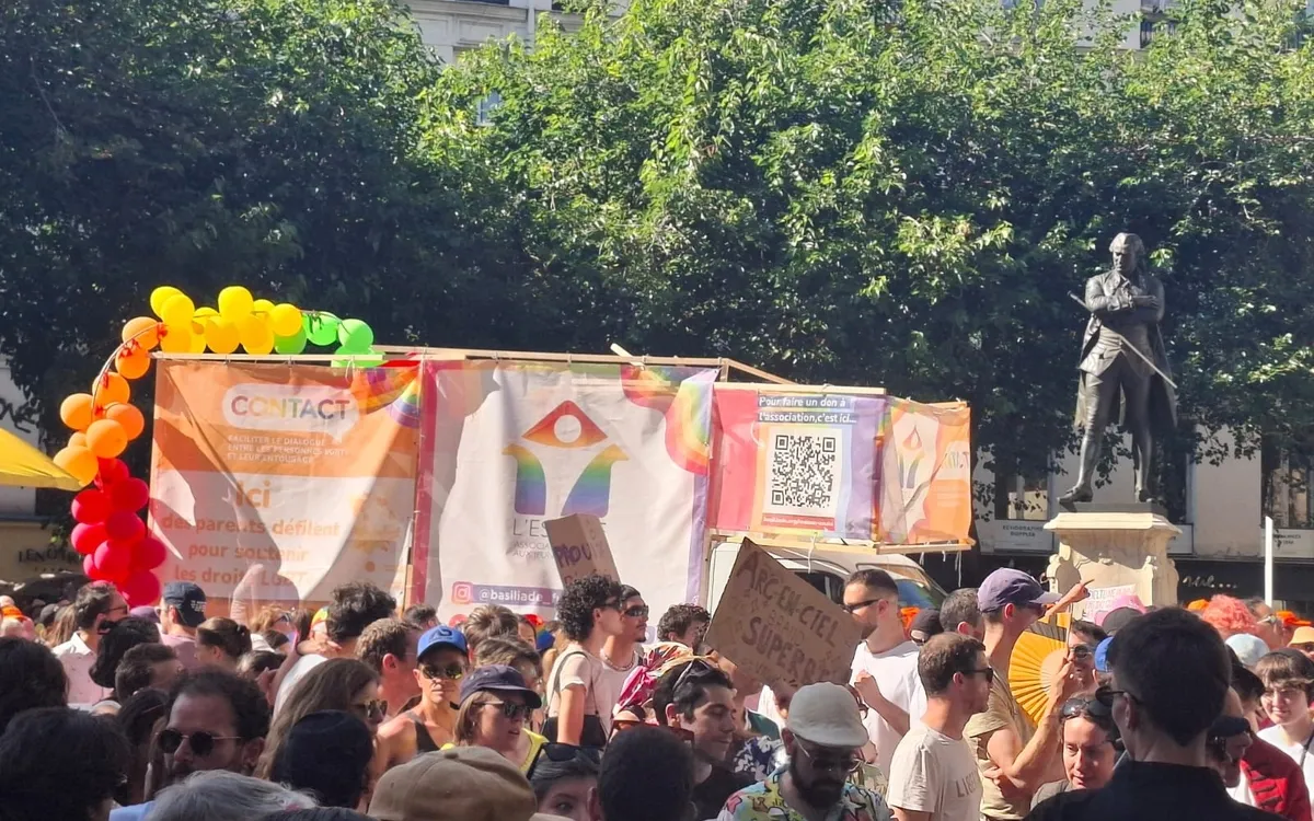 Découvrez L'ESCALE, qui accueille et accompagne les jeunes LGBTQIA+ !