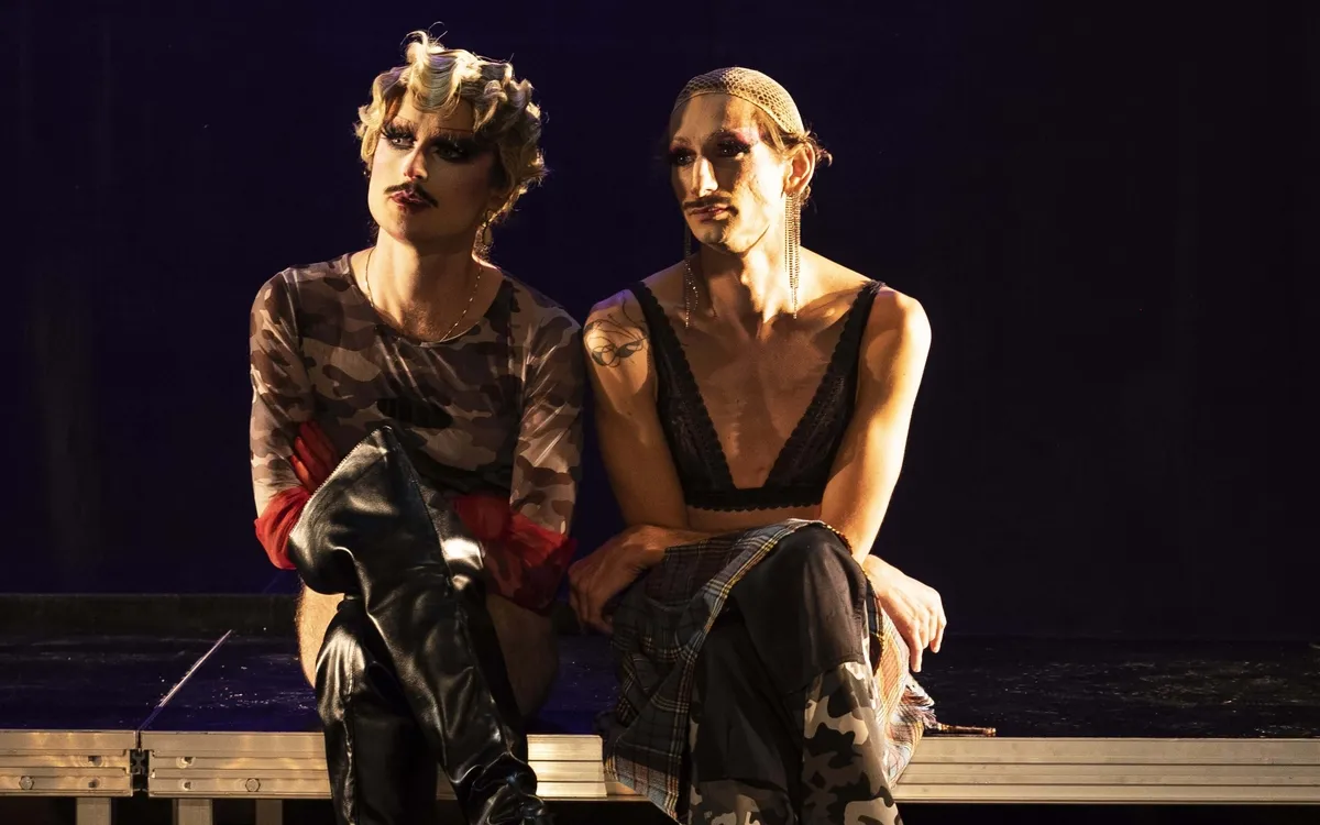Spectacle : Toutes excentricités comprises